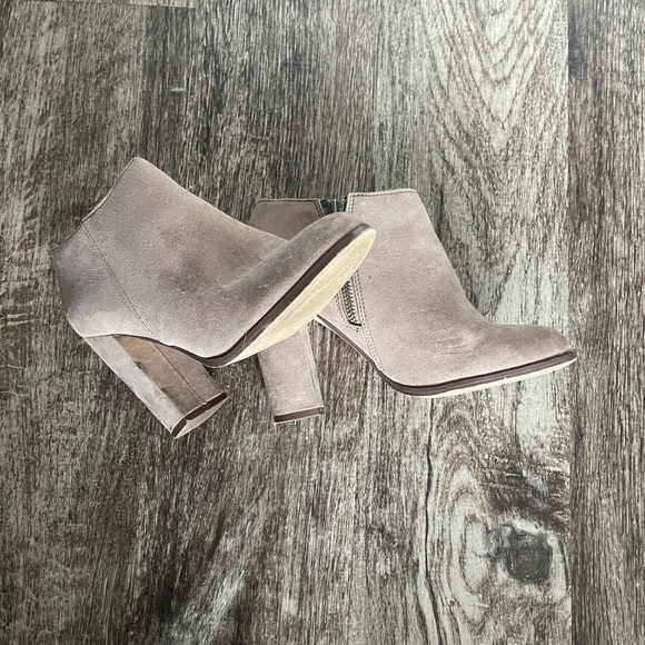 Mix No. 6 Fariniel Ankle Boots, Size 6 - Picture 3 of 5